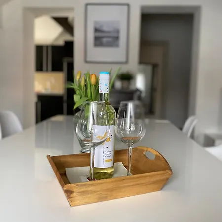 Haus Os Apartment